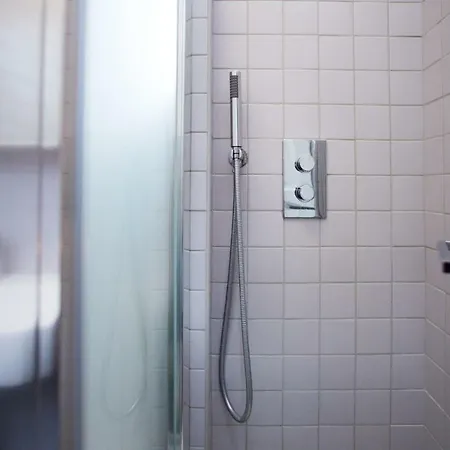 D'hote Parisienne * Parigi